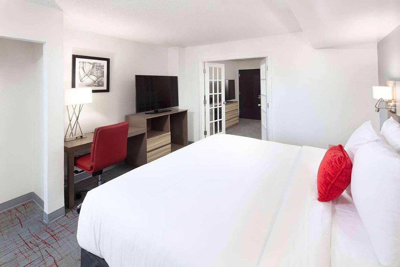 Wyndham Garden Columbia-Ft Jackson Hotell Exteriör bild