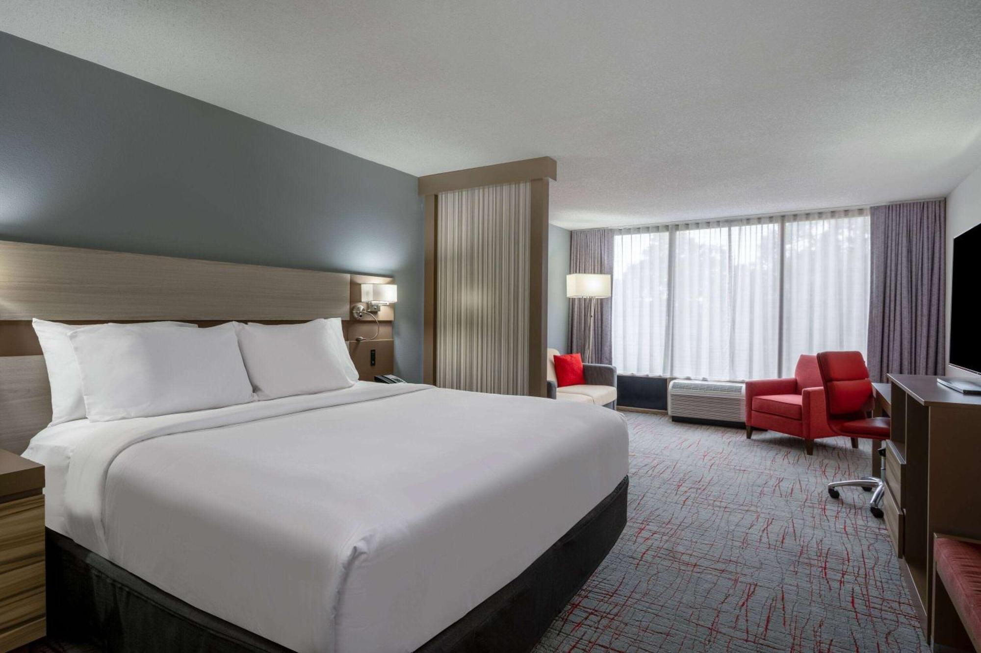 Wyndham Garden Columbia-Ft Jackson Hotell Exteriör bild