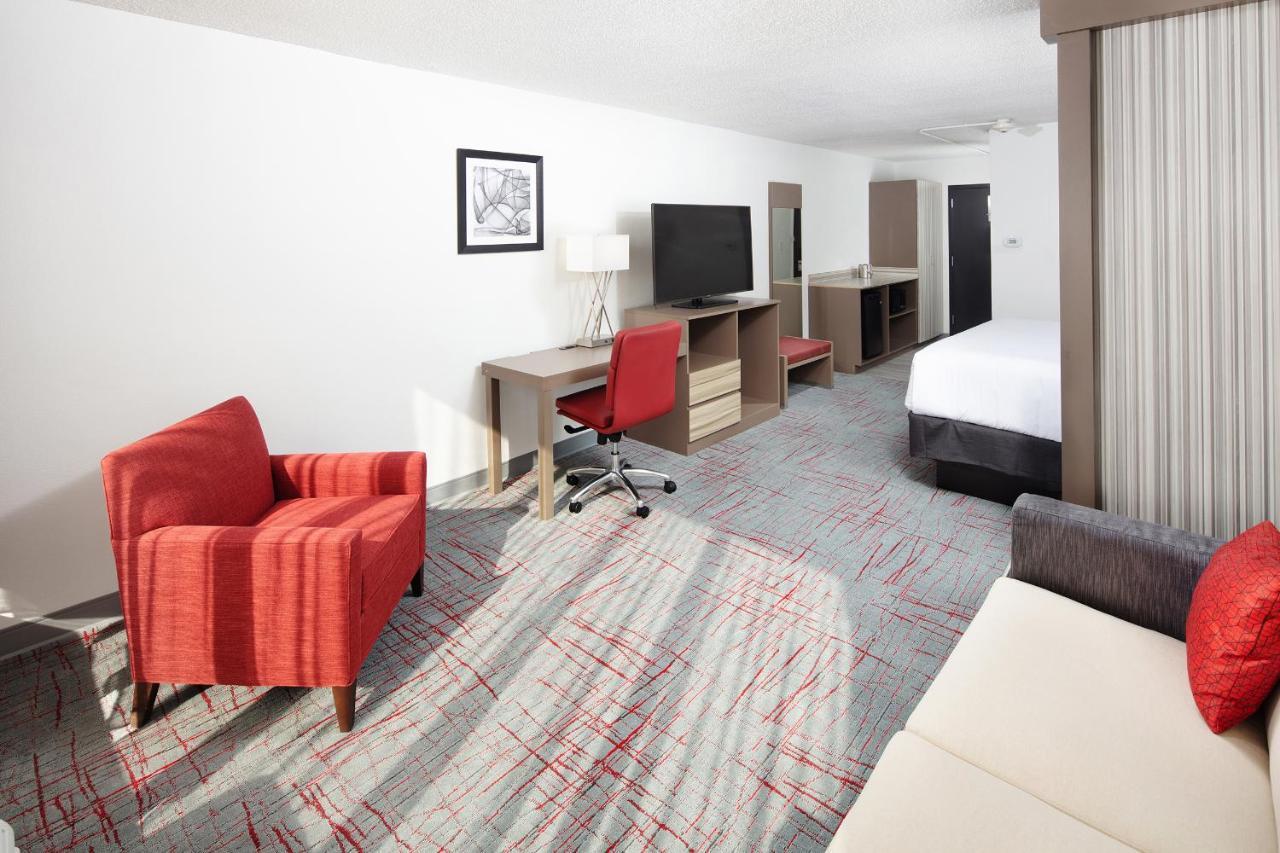 Wyndham Garden Columbia-Ft Jackson Hotell Exteriör bild
