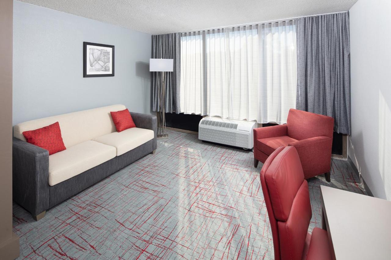 Wyndham Garden Columbia-Ft Jackson Hotell Exteriör bild